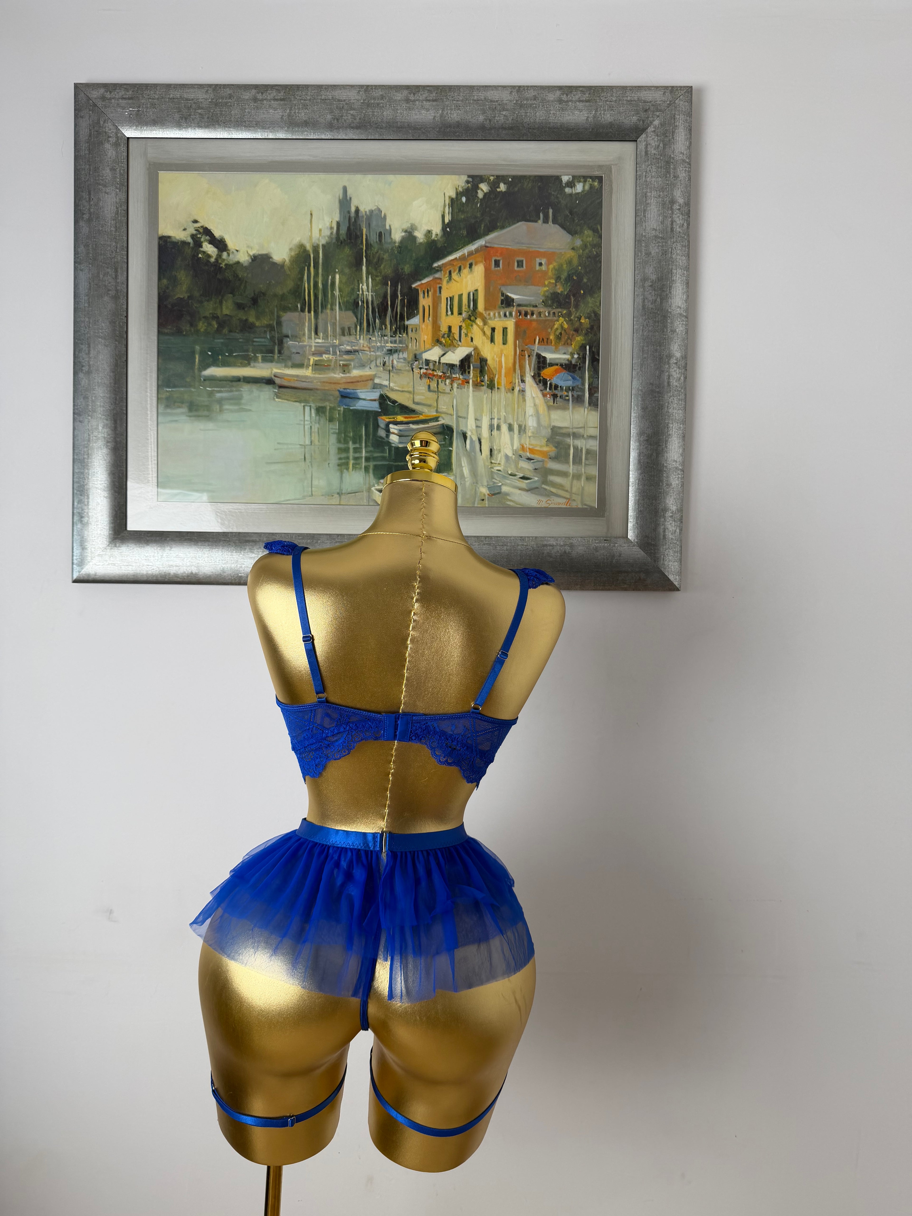Ensemble de Lingerie "Bleu Royal" – 3 Pièces avec Jupon en Tulle