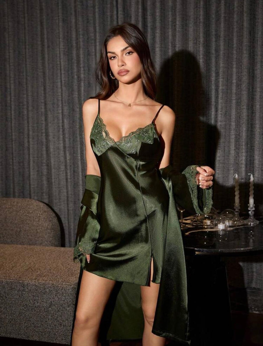 Ensemble Nuisette en Satin et Kimono Assorti – Vert Émeraude