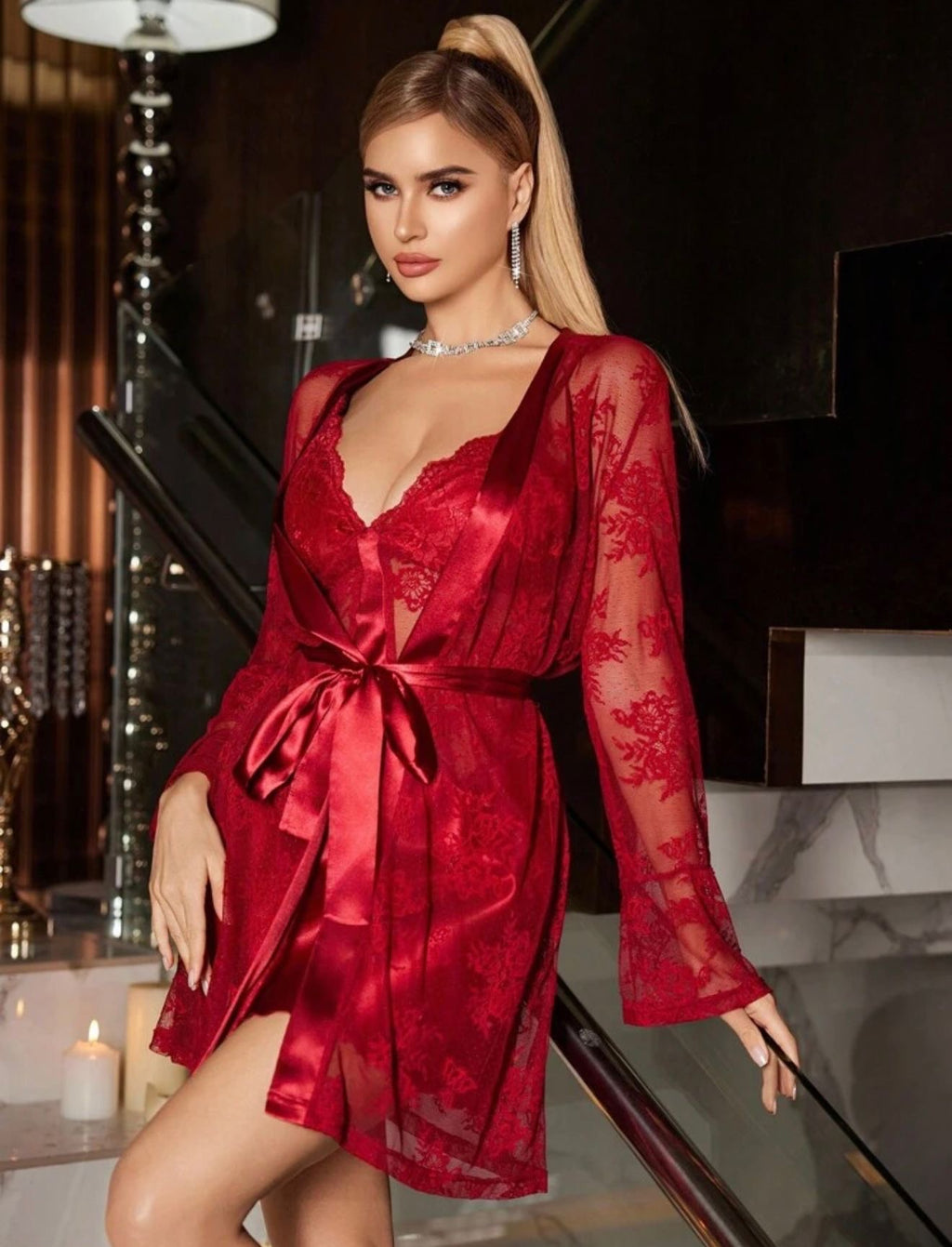 Ensemble Nuisette et Kimono en Satin Rouge Rubis et Dentelle Florale