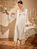 Ensemble de Mariée Royal : Nuisette Longue Satinée et Peignoir à Manches Plumes