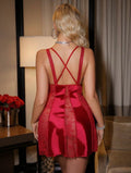 Nuisette Satinée Rouge Passion avec Panneaux en Dentelle Transparente