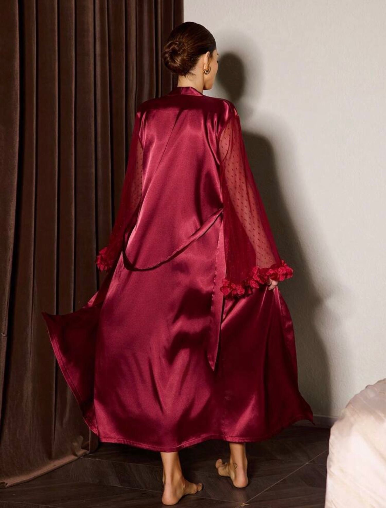 Ensemble Long Nuisette Col Bénitier et Kimono Tulle Plumetis Rouge Bordeaux