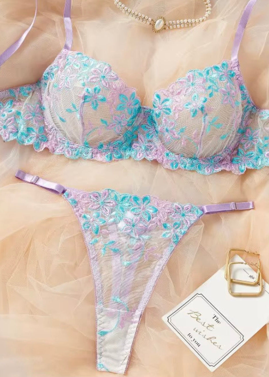 Ensemble Broderie Florale Bordeaux