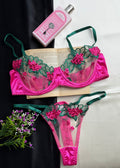 Ensemble Broderie rose et vert